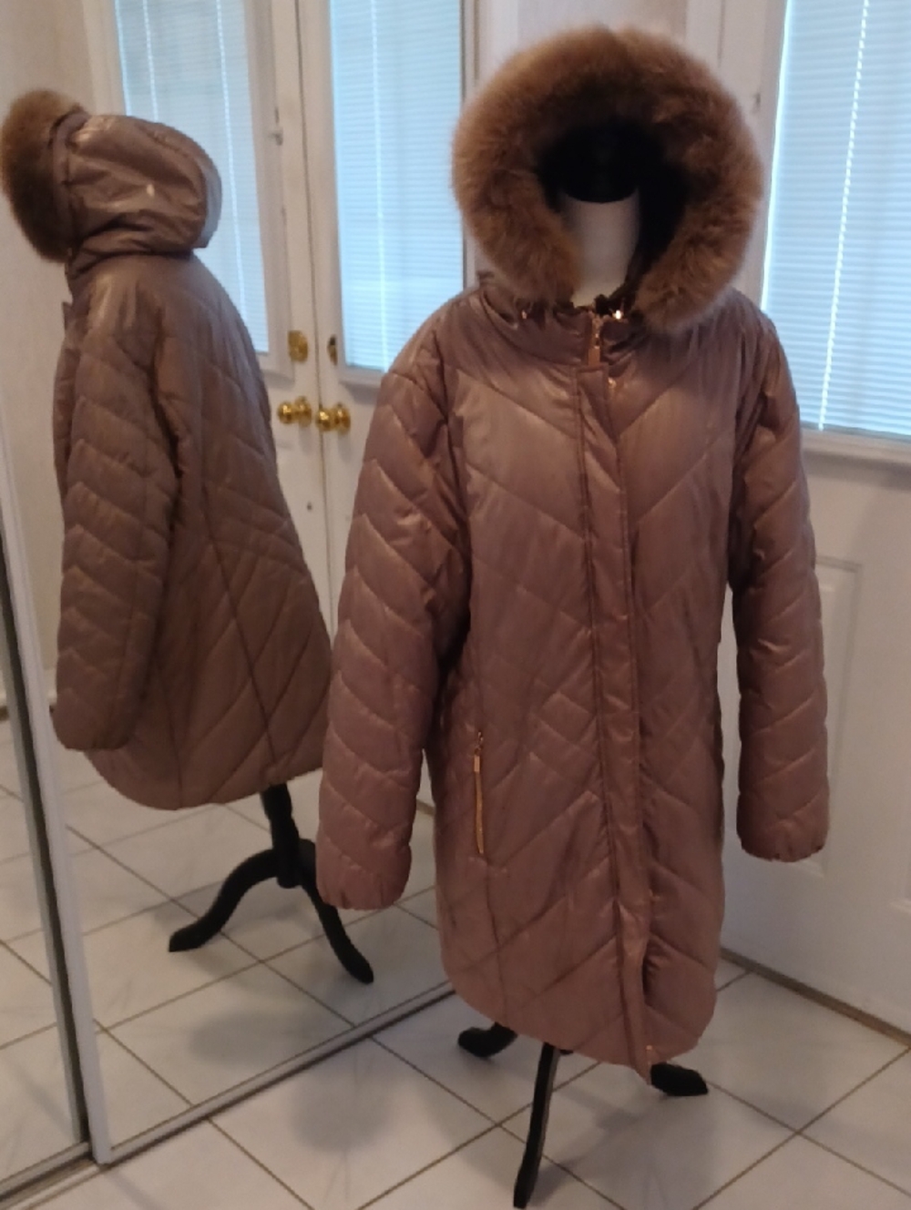 New Lavender Quilted Hooded Coat with Faux Fur Trim - Size XXL